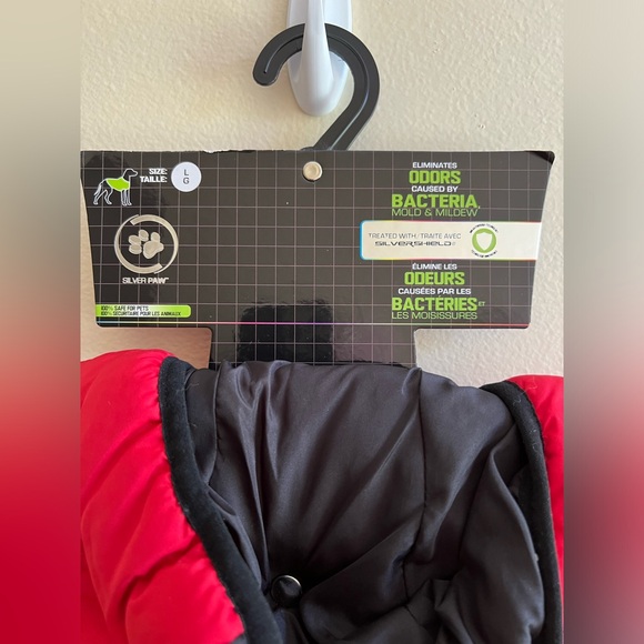 Silver Paw Snow Suit or Coat , with Zip off Legs. Adjustable for Warmth. - Picture 3 of 13